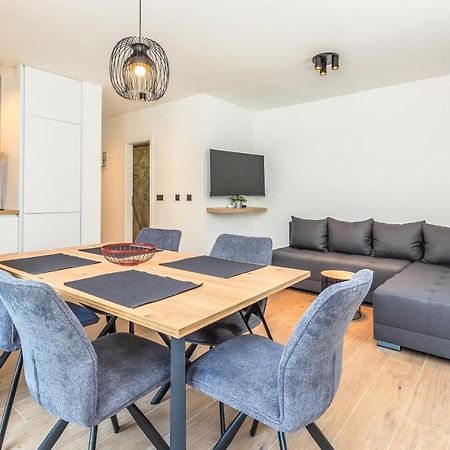 Vogue Apartments Omiš Zewnętrze zdjęcie